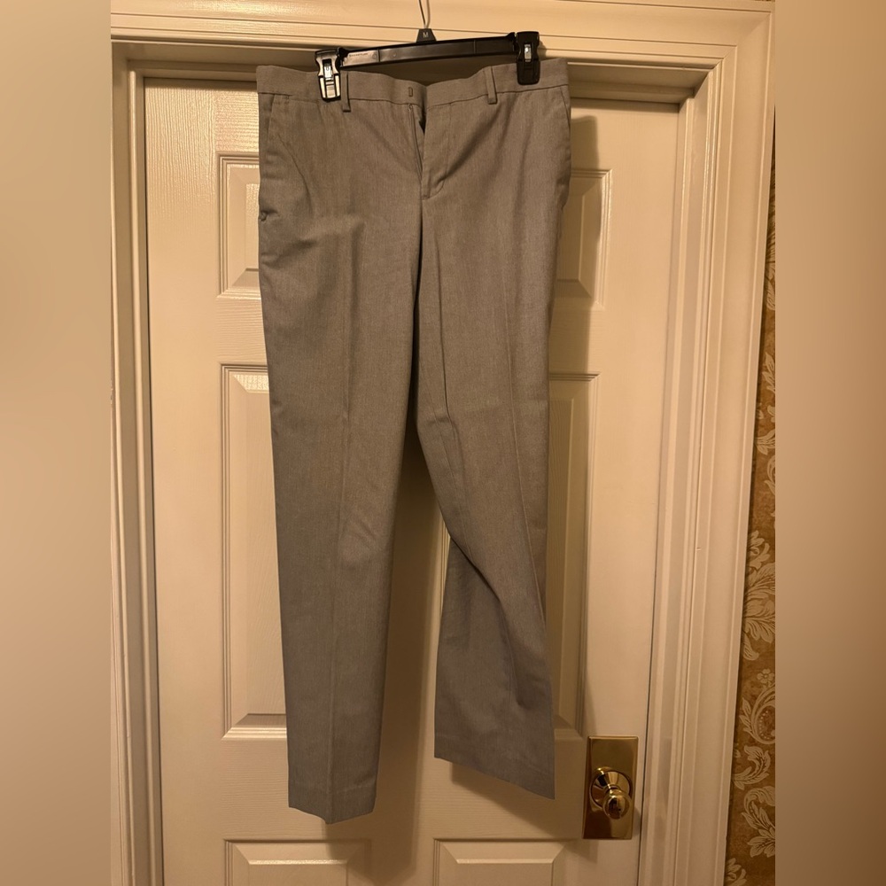 Express Men's Light Gray Dress Pants